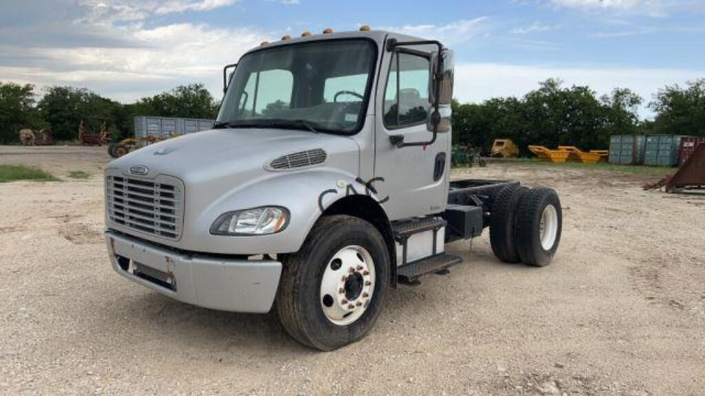 *2007 Freightliner Cab & Chassis NON RUNNING