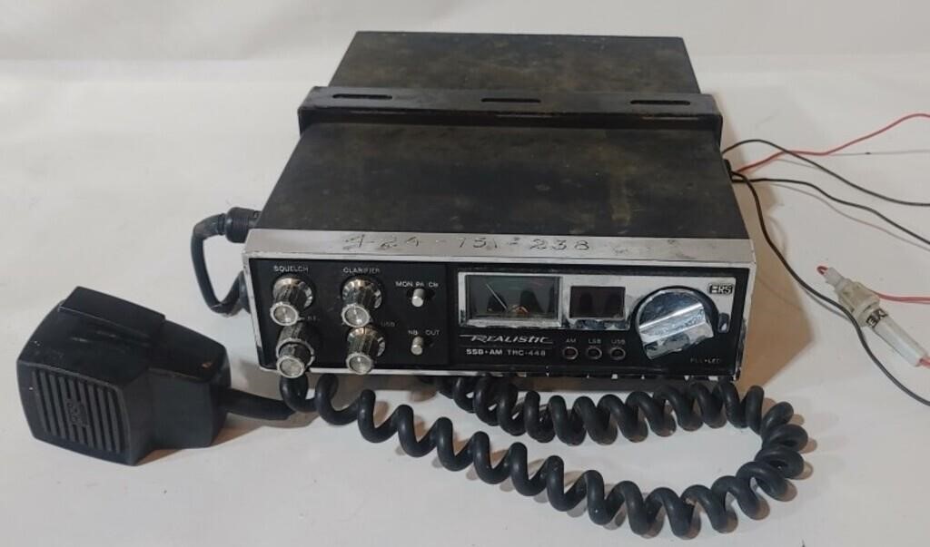 Vintage Realistic TRL-448 With Loud Speaker