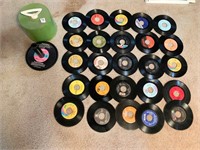 GREEN DISK GO CASE CONTAINER OF 45S INCLUDING
