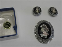 WHITING & DAVIS SILVER MIST CAMEO PIN & EARRING