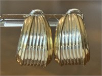 14K Gold Italian Hoop Earrings