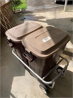 TRASH CANS IN METAL ROLLER CART