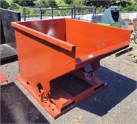 KC Self-Dumping Hopper for Forklift