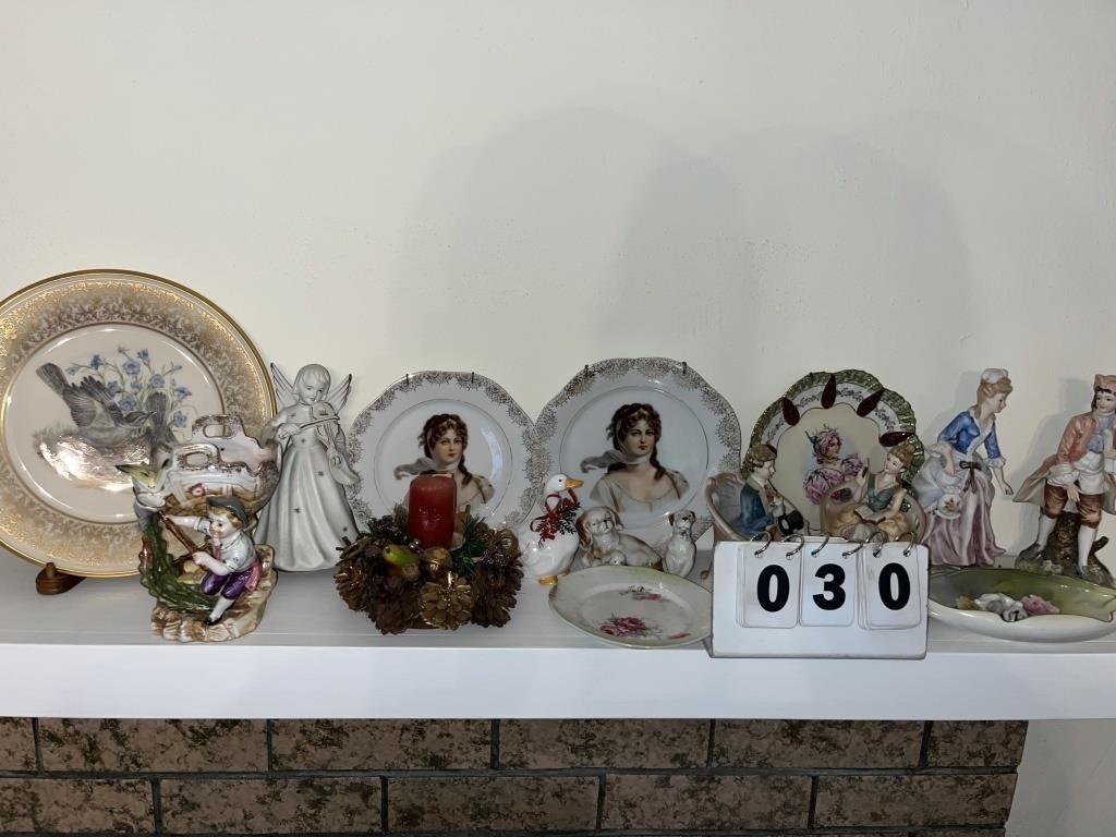 Figurines & Decorative Plates