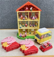 Peppa Pig Family Home & More Toys