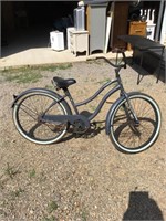 Huffy Cranbrook Beach Cruiser Bike