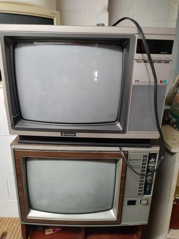 2 Vintage 14" TVs