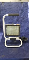 (1) Adjustable Work Light (Works)