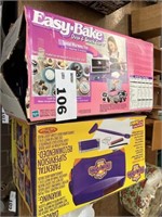 EASY BAKE OVEN & SHRINKY DINKS MAKER