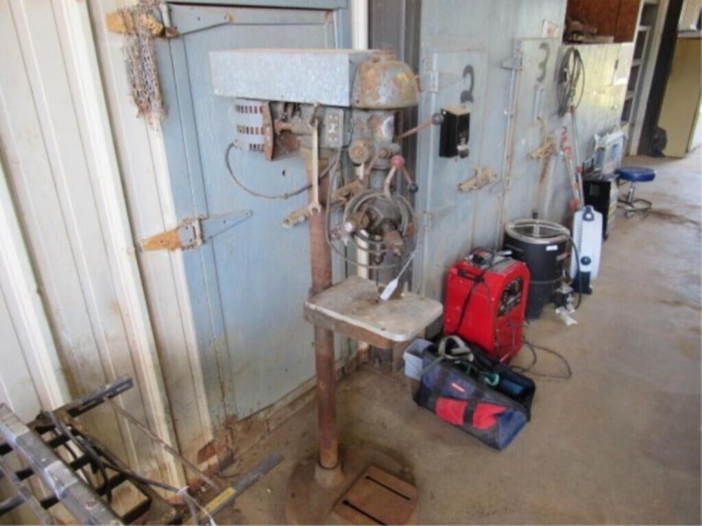 Walker Turner drill press