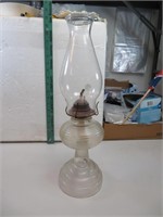 Antique Bee Hive Oil Lamp 17&1/4"