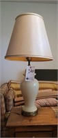 End Table w/ 2 Lamps
