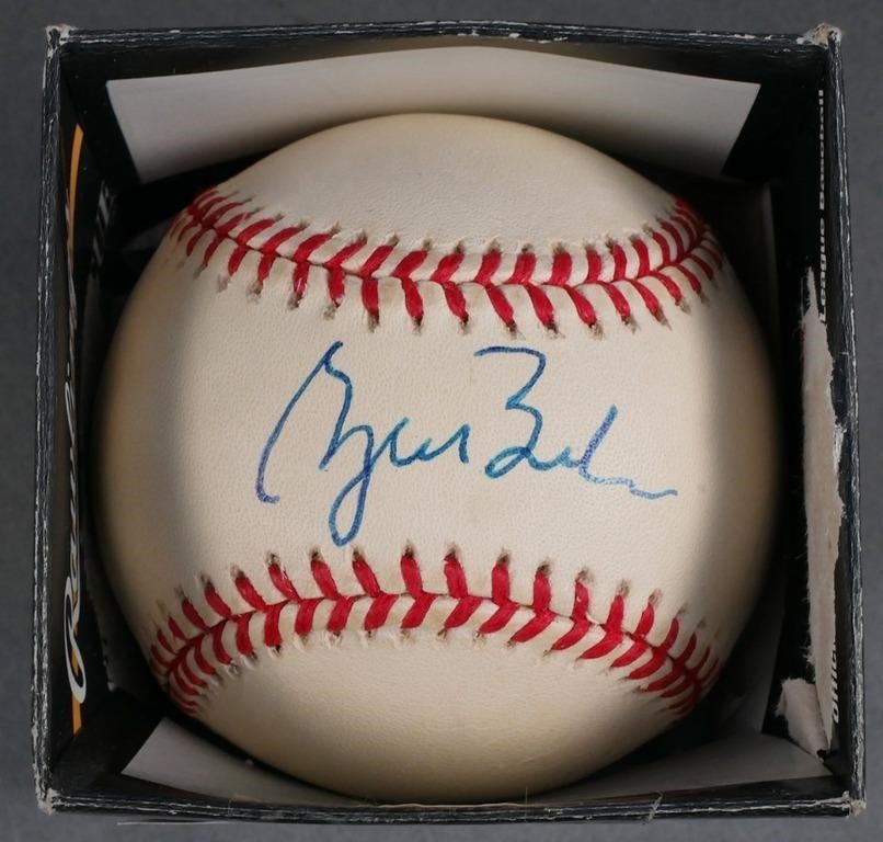 GEORGE W BUSH Signed Baseball