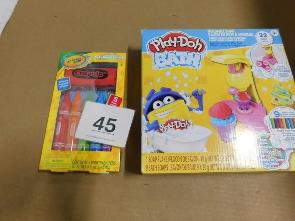 PLAY DOH BATH AND CRAYOLA  BATH SET