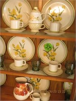 Dish set- pitcher- glassware lot