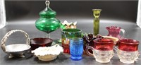 COLLECTION OF VINTAGE GLASSWARE