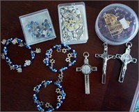 F - MIXED LOT OF COSTUME JEWELRY (S51)