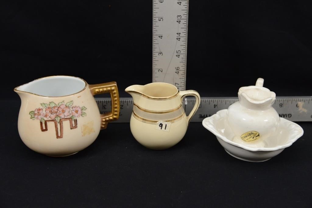 MINIATURE CREAMERS, VINTAGE CREAMER