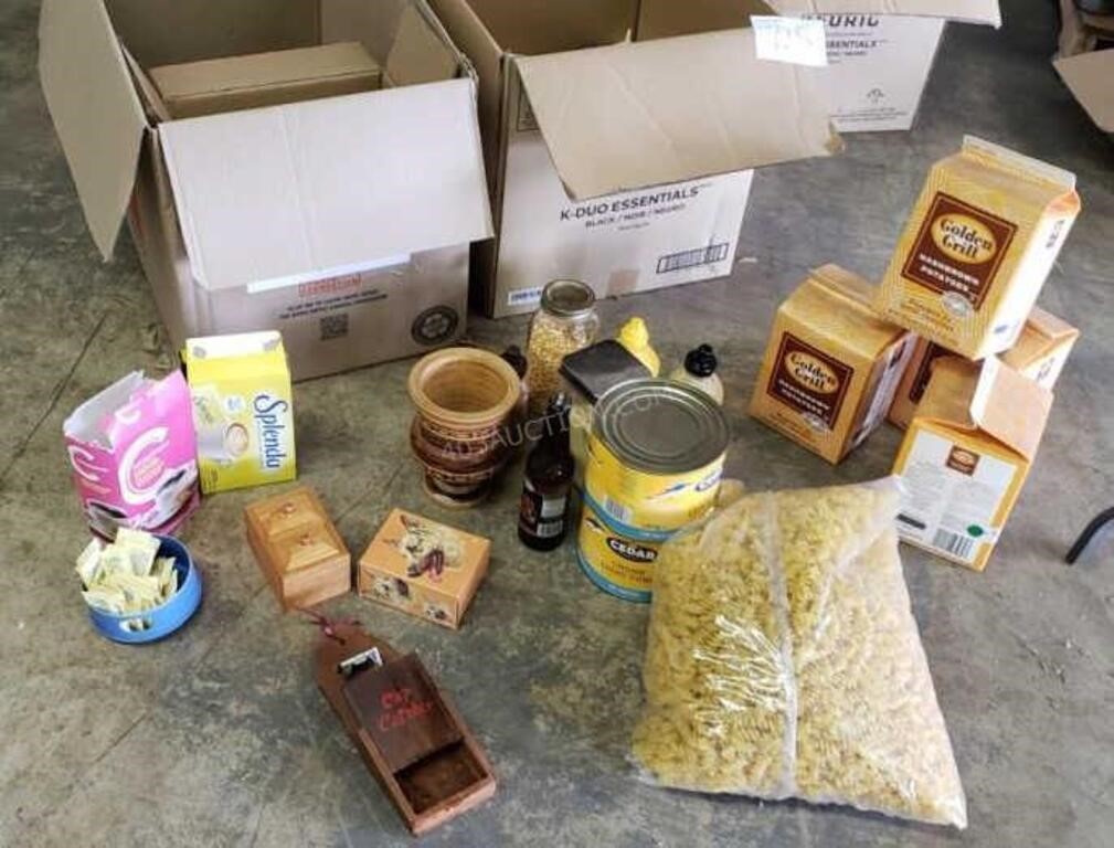Lot of Asstd Food Items, Spices etc
