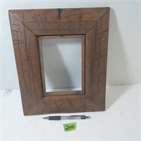Rustic frame (10"x12") Unique