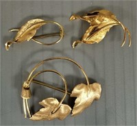 3 - 18K gold leaf pins - 11.9 grams