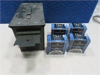 Metal Ammo Box w/ 100rds 12ga 7.5shot Ammo