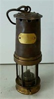 Brass base oil lamp