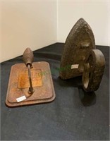 Lodge meat press and a vintage sad iron(81)