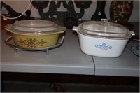 Pyrex Casserole Dish with Lid and Rack and a
