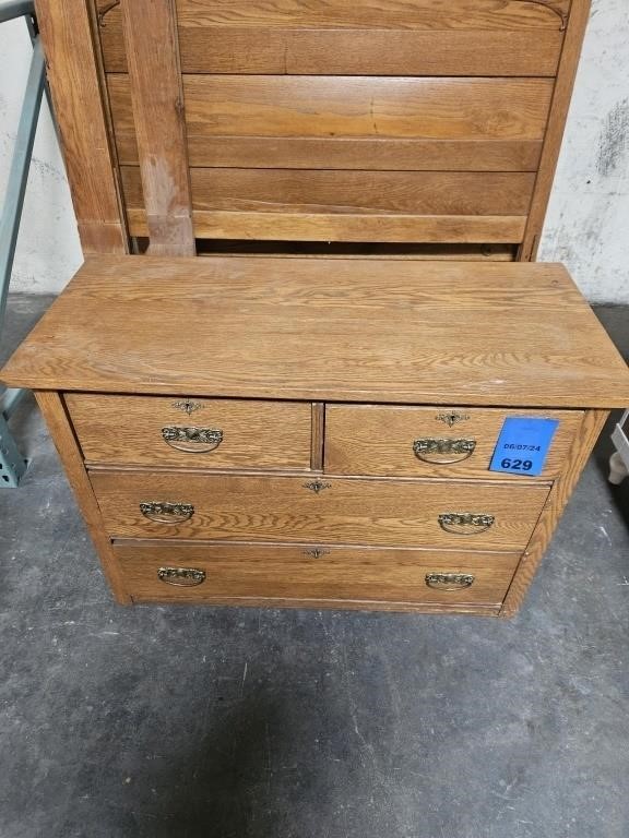 Wooden Oak Finish Chest of Drawers