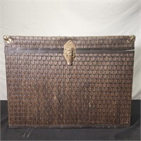 Brown Woven Trunk