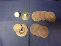 ASSORTED SMALL SANDING DISCS