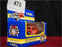 ERTL Collectibles Legends Car #11 Ray Hendrick