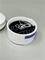 Pandora bracelet in Pandora gift box