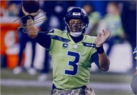 Autograph  Russell Wilson Photo