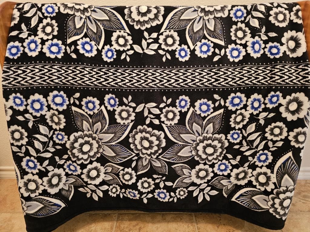 Vera Bradley Snow Lotus Blanket is 49 x 80in