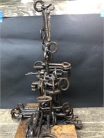 Art sculpture out old keys