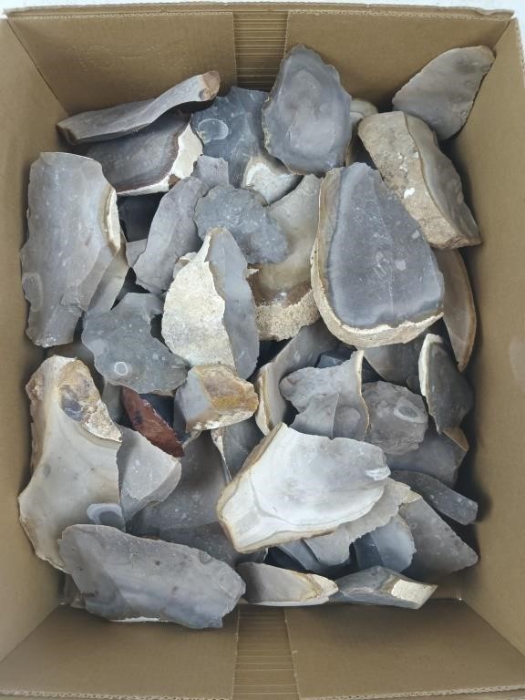 Box of Arrowhead making rocks