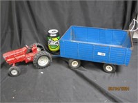 Ertl Tractor W Big Blue Trailer