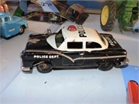 POLICE CAR