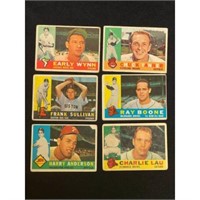 (35) 1960 Topps Baseball Cards