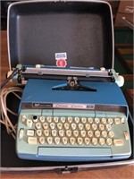 Smith Corona Coronet Electric Typewriter