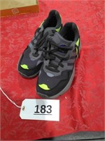 Adidas Shoes - Size 7