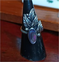 NATIVE AMERICAN STERLING SILVER & MOONSTONE RING