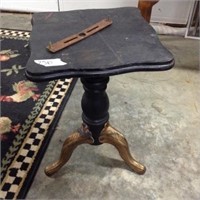 Swivel piano stool - cast iron feet