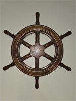 Wood ship wheel decor
