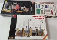 3 Model Kits incl. Garage, House, & Park