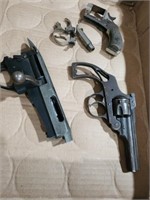 Assorted parts pistols