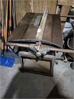 Table saw Delta