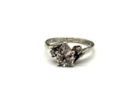 ‘925’ Marked Ring Size 5
(Size as judged by ring
